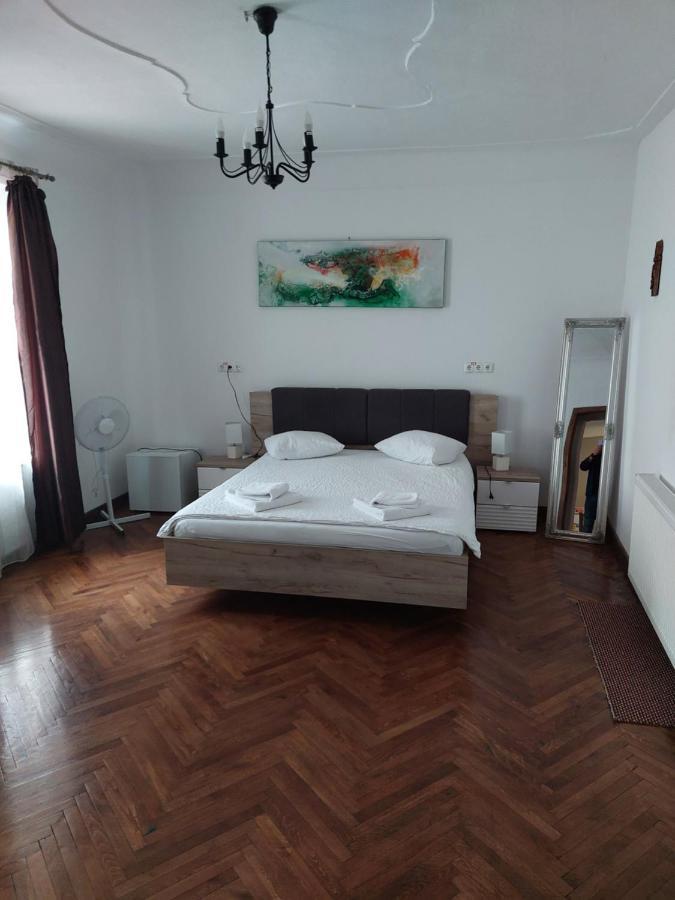 Poet Pastior Residence Sibiu Exterior photo